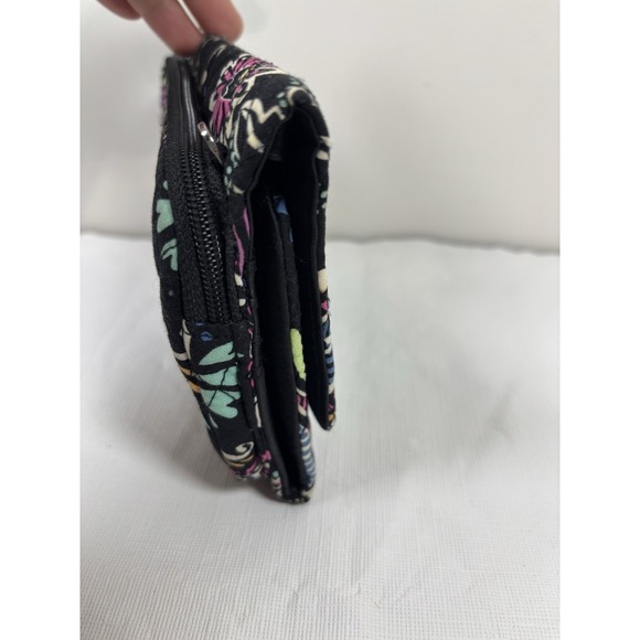 Vera Bradley Trifold Wallet Clutch Black Paisley Floral Print Wristlet Quilted - Picture 5 of 13